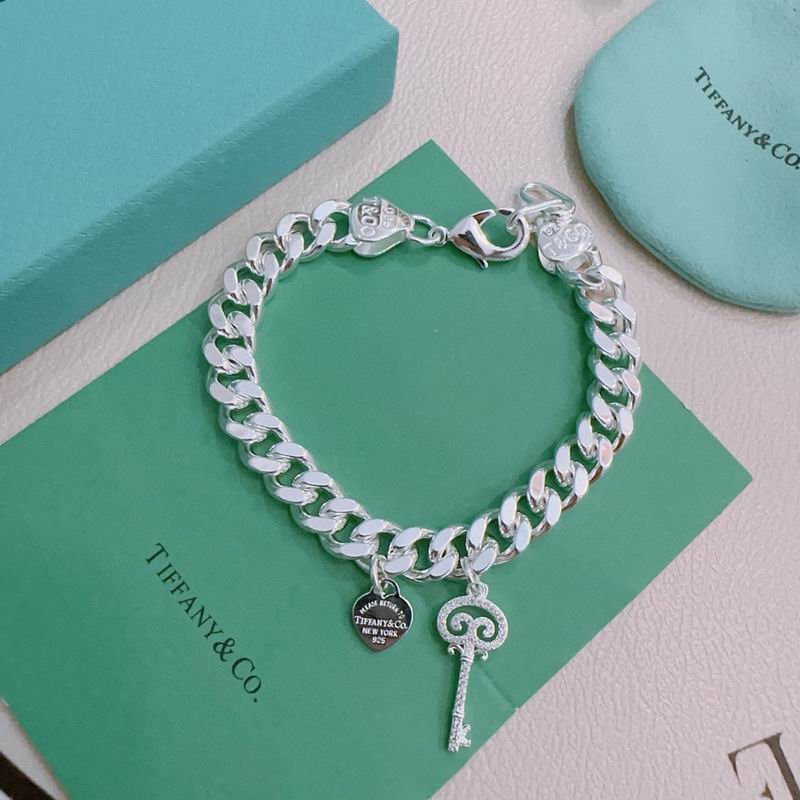 Tiffany bracelet 09yxx43